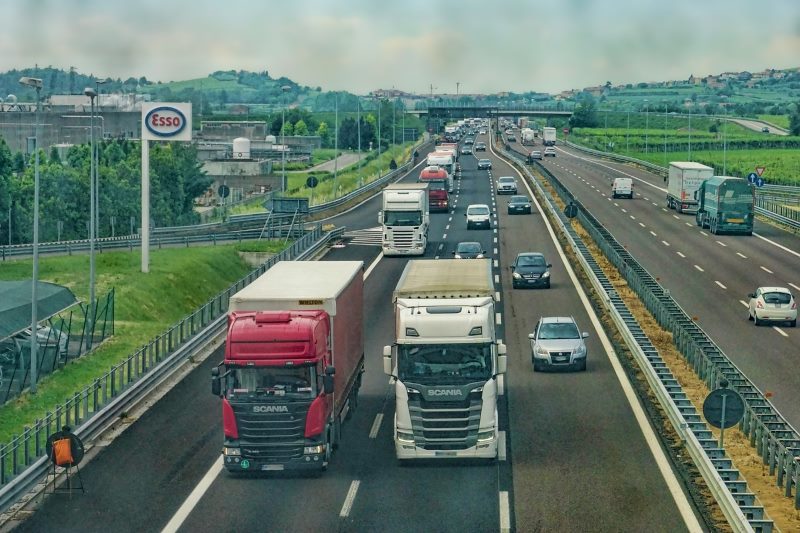 wynajem aut dostawczych dla przedsiębiorców z Warszawy