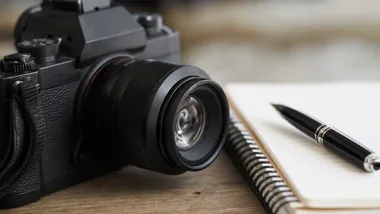W Toruniu poezja spotka fotografię. Ola Biały odwiedzi Książnicę