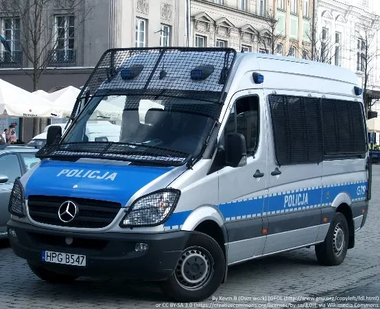 KMP Toruń informuje: Dwa wypadki i ranni na drogach regionu w ostatni weekend
