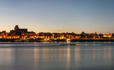 Msza żużlowa w Górsku znów otworzyła sezon – wierni i działacze spotkali się w świątyni