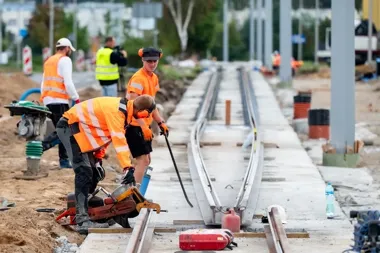 Toruńskie torowiska przechodzą dużą zmianę. Będzie bezpieczniej i bardziej zielono