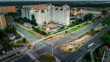 Torowisko na Szosie Lubickiej wymusi zamknięcie części skrzyżowania