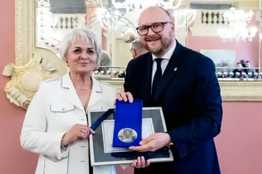 Hospicjum Nadzieja z medalem Thorunium. Trzy dekady pracy, która trzyma przy życiu