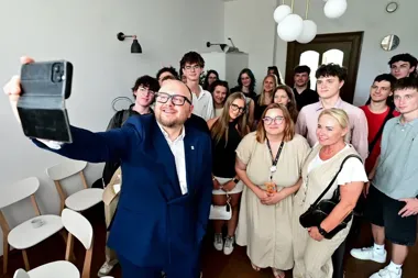 Młodzi torunianie chcą zostać w mieście. Władze szukają odpowiedzi