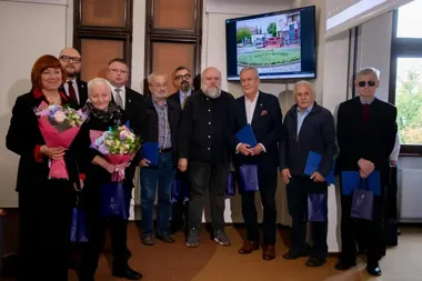 50 lat KOR. Toruńscy opozycjoniści wzięli udział w sesji rady