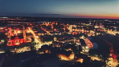 Do 5 zł za noc i 12 proc. prowizji. Toruń szykuje opłatę turystyczną