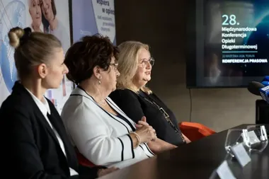 Eksperci z ponad 30 krajów w Toruniu debatują o opiece nad seniorami