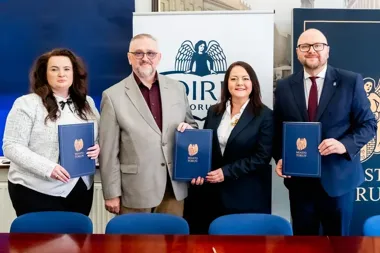 Toruń łączy samorząd, prawników i organizacje, by prawo było bliżej mieszkańców