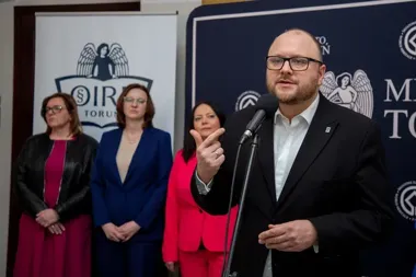 Długi i wstyd mają zostać za drzwiami nowego punktu w Toruniu