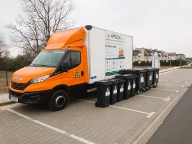 Wiosenne porządki przyniosły mniej odpadów. Mobilny PSZOK zmienił zwyczaje