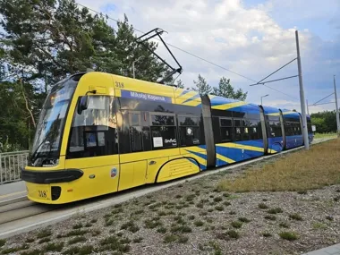 Toruńskie tramwaje dostaną nowe patronki i patronów wybranych przez mieszkańców