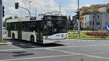 Powrót szkolnych rozkładów w Toruniu. Zmiany na kilku liniach