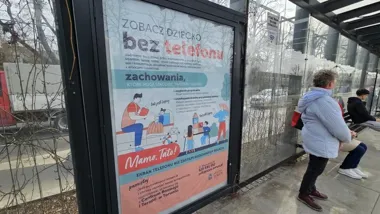 Toruń pokazuje najmłodszych bez telefonu i ostrzega przed ekranowym nawykiem