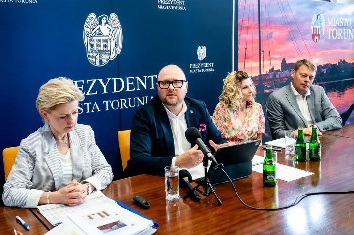 Toruń zamknął rok nadwyżką. Rekordowe pieniądze poszły w inwestycje
