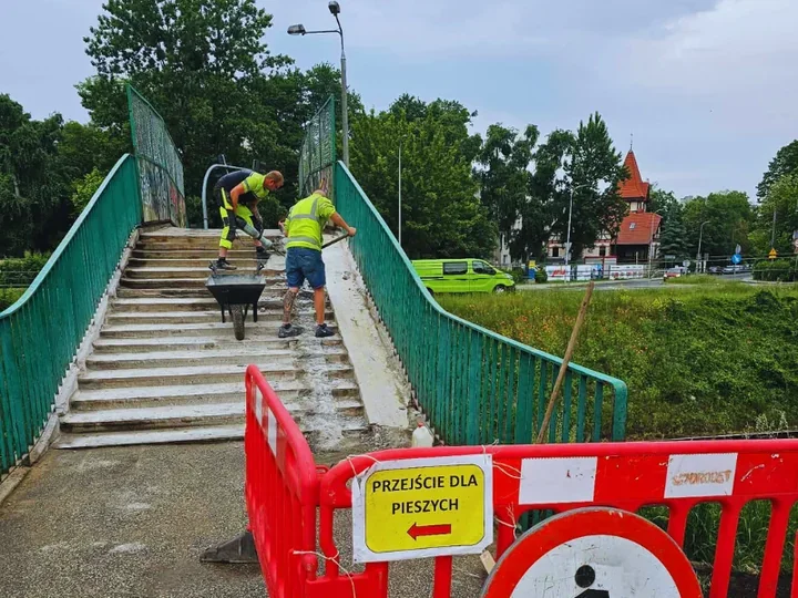 Garbaty Mostek się sypie. Miasto ratuje go tymczasowo, ale nowa kładka już czeka w kolejce