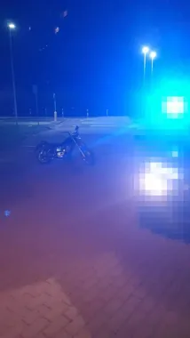 Pijany 23-latek ruszył cudzym motorowerem, wywiadowcy dopadli go nad ranem