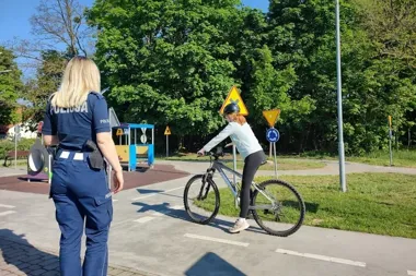 Pierwsze prawo jazdy bez silnika - toruńskie dzieci zdały egzamin