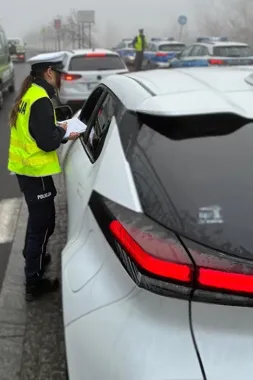 197 wykroczeń przy przejściach - toruńska drogówka wylicza najczęstsze przewinienia